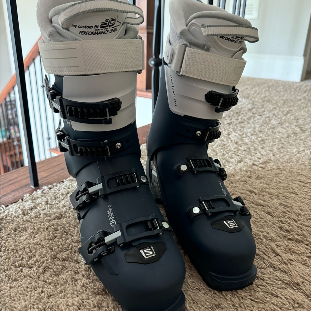 BRAND NEW Salomon S/Max 90 Women's Ski Boots